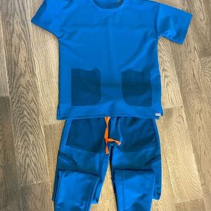 FIGS ALPS BLUE XXS BENE TOP MAUA JOGGERS AND MATCHING TOP